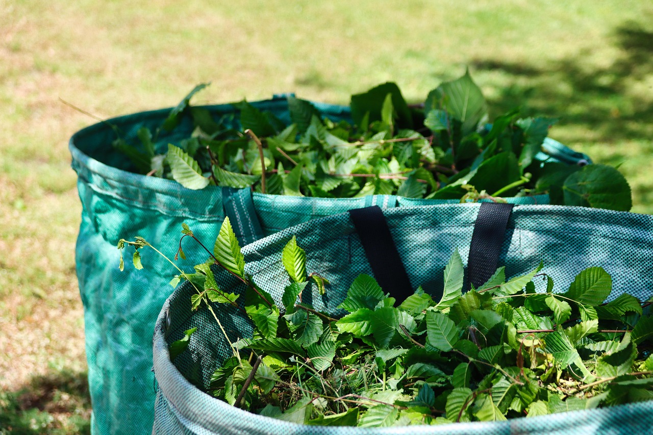 Hedge cutting services covering Bawnboy