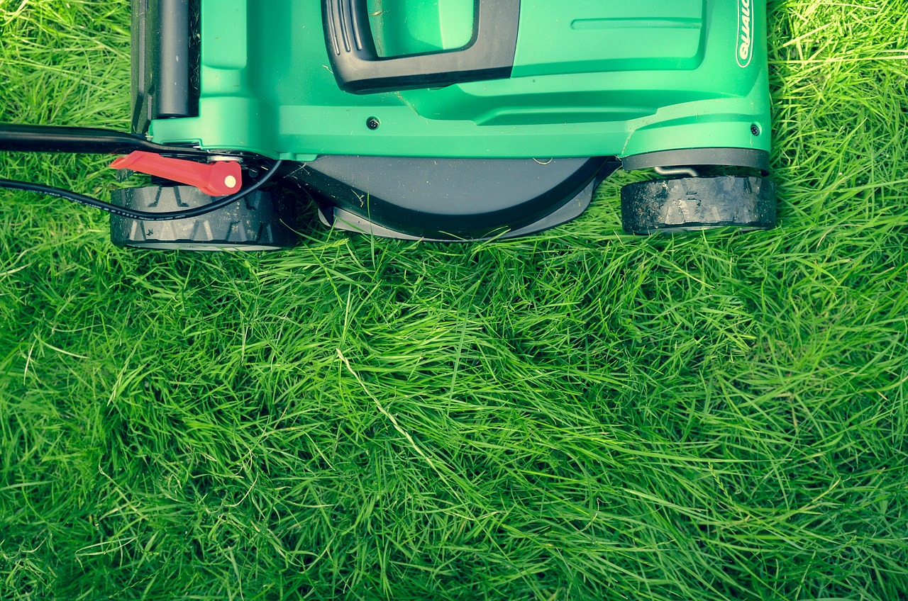 Lawn mowing services covering Cavan Town