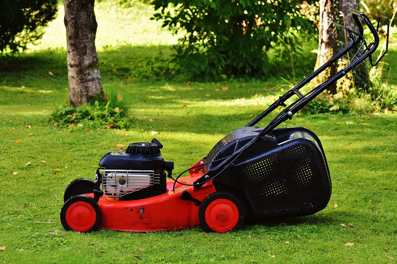 Lawn mowing in Crossdoney