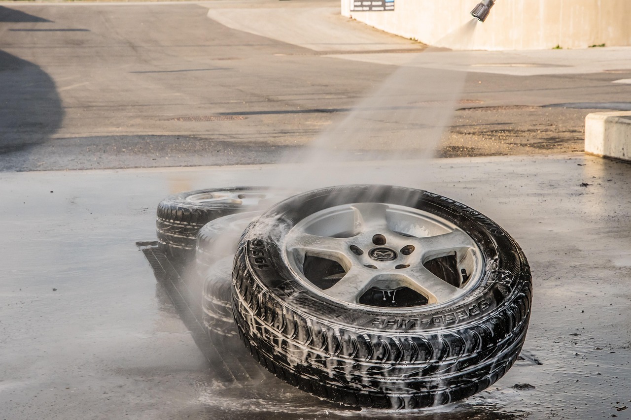Local pressure washing service for Canningstown homes and gardens