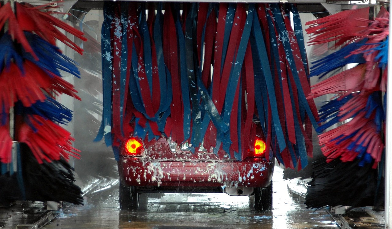 Pressure washing service in Cavan Town