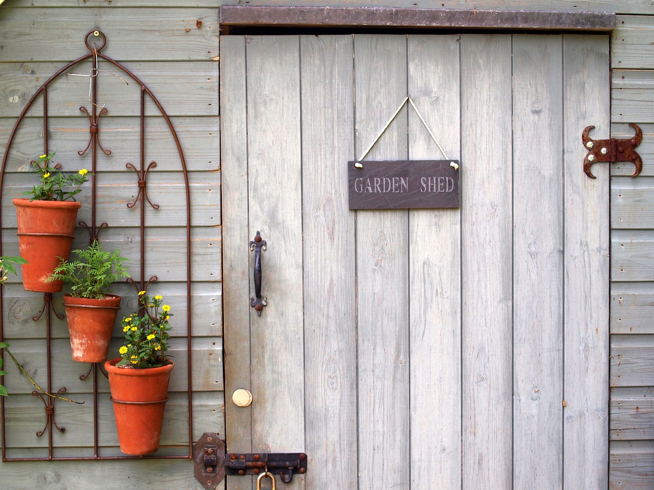 Sheds in Cavan Town